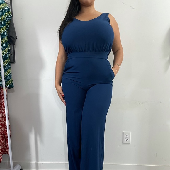The perfect night blue jumpsuit - Picture 2 of 6